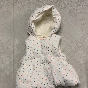 NEW girls puffy vest with hood